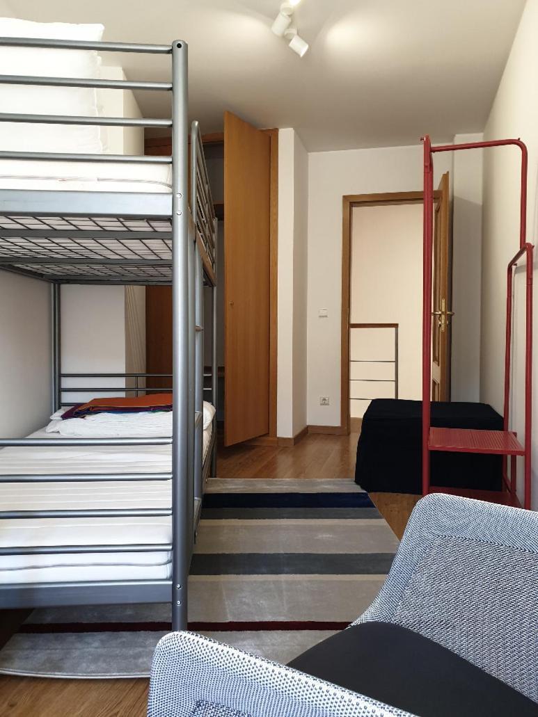 Altavista Penthouse T2 Daire Covilhã Oda fotoğraf